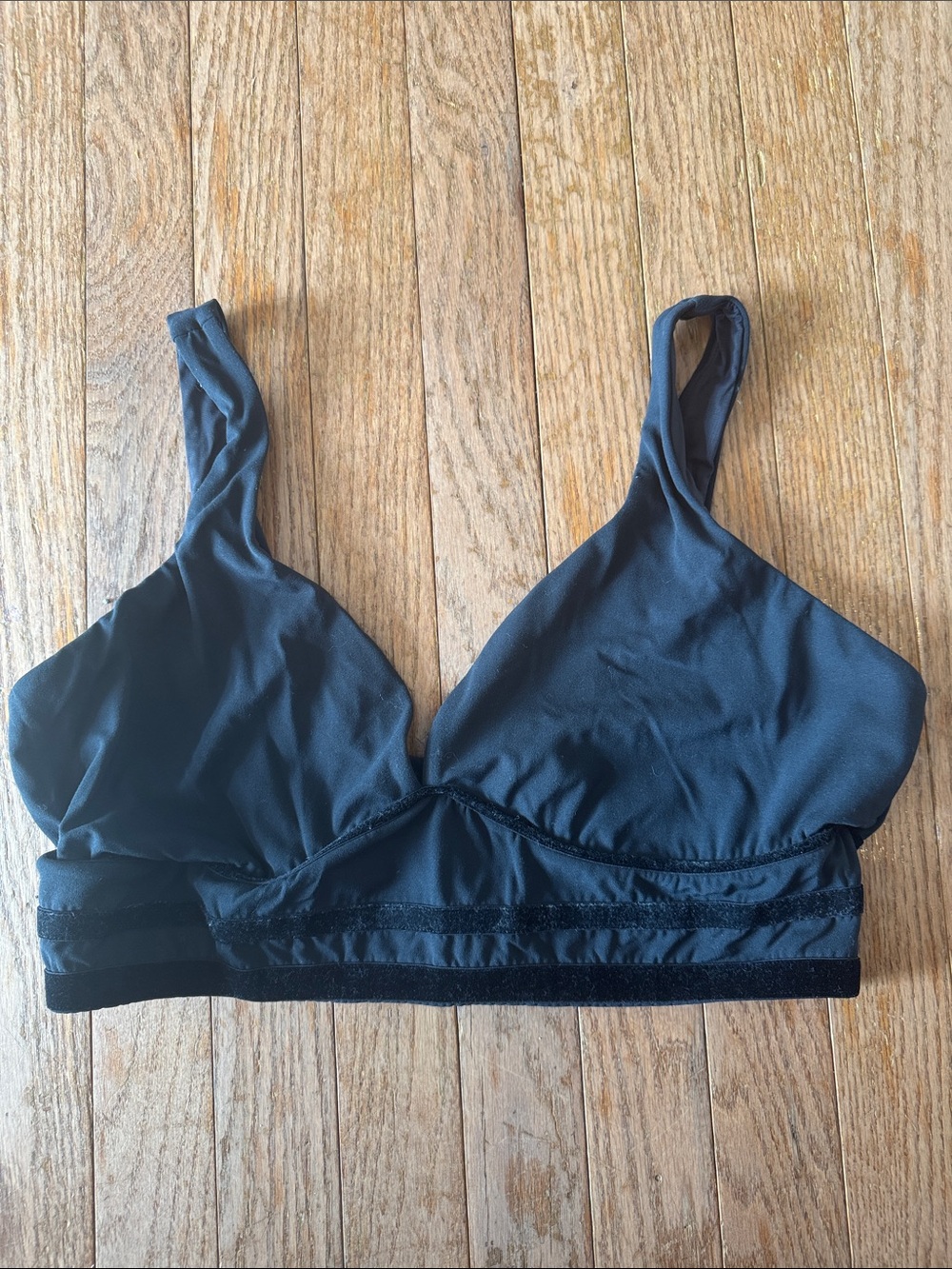 HALARA Black Wireless Bralette - Soft Everyday Support